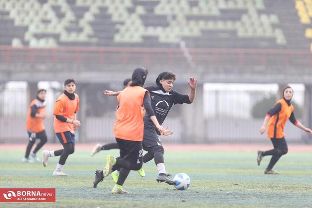 تمرین تیم فوتبال بانوان شبستان رشت