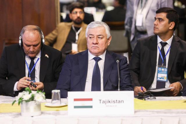 دیپلماسی پارلمانی نقش اساسی در نتیجه گفتگوها برای رفع منازعات بین‌المللی دارد