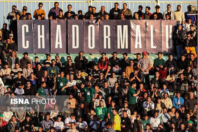 برگزاری دیدار چادرملو و ذوب‌آهن با بیش از ۱۱ هزار تماشاگر/ اختصاص درآمد بلیت فروشی به سازمان بهزیستی