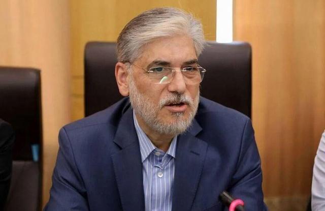 تاکید وزیر علوم بر تمرکز زدایی از آموزش عالی/ اختیارات وزارت علوم به استان‌ها تفویض می شود