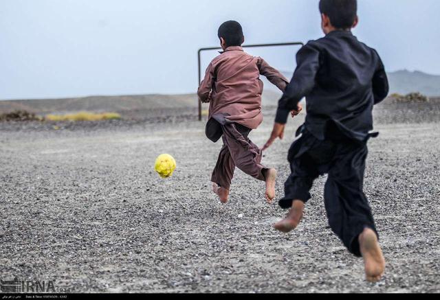 توسعه فضاهای ورزشی نیکشهر؛ از ساخت زمین کریکت تا برنامه ریزی برای۱۰ زمین چمن مصنوعی+فیلم