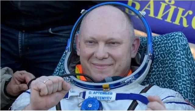 اخراج فضانورد روسی از ماموریت فضایی به دلیل عکاسی از اسپیس ایکس