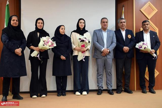 تجلیل از آتوسا گلشادنژاد در حضور داوران کاراته از سراسر کشور