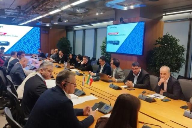 ایران و روسیه تفاهم‌نامه همکاری امضا کردند