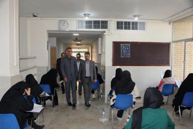 بیش از ۴۰۰۰ نفر در آزمون استخدامی دادگاه‌های صلح در فارس شرکت کردند/ پذیرش ۳۳۹ نفر