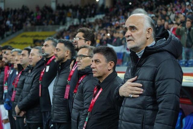 کادرفنی تیم ملی شهرآورد را از نزدیک تماشا می‌کند