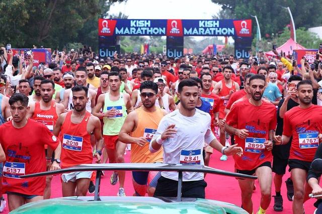 برگزاری«ماراتن کیش» با وجود مخالفت فدراسیون/ رقابت بیش از ۵ هزار دونده زن و مرد