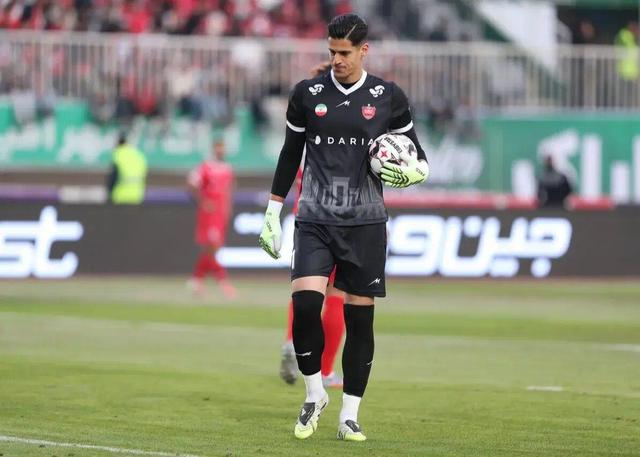 اولین کلین شیت پیام نیازمند در دربی