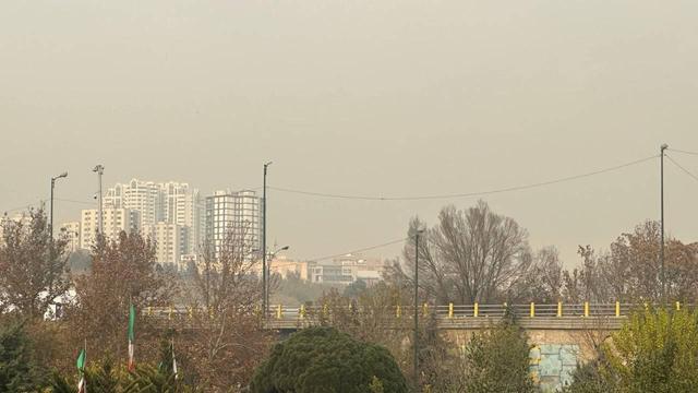 تهران فردا شنبه ۱۵ آذر تعطیل می شود؟ | خبر مهم درباره جلسه کارگروه اضطرار آلودگی هوا