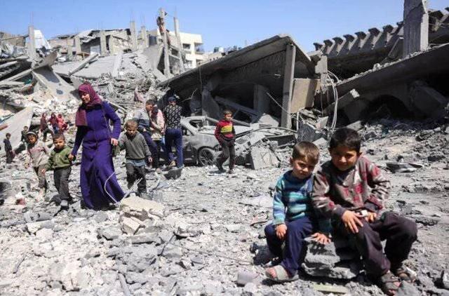 مقام مصری: کوچاندن فلسطینیان از نوار غزه خط قرمز ما است