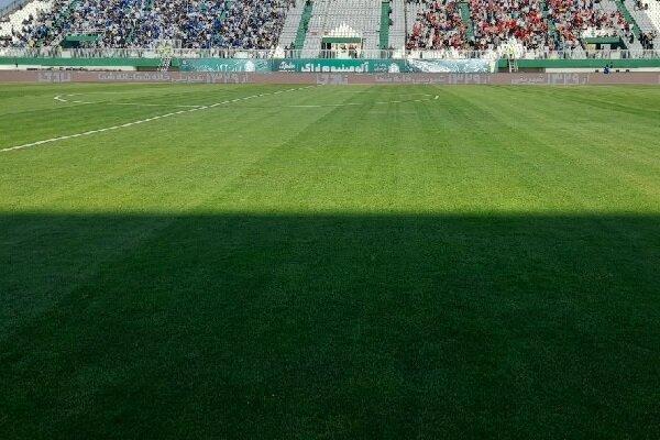 ظرفیت ورزشگاه امام خمینی اراک تکمیل شد