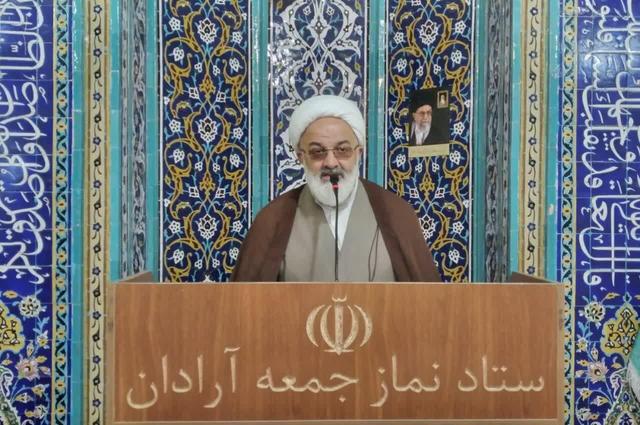 هشدار امام جمعه آرادان درباره توطئه دشمن برای توقف جریان علمی کشور