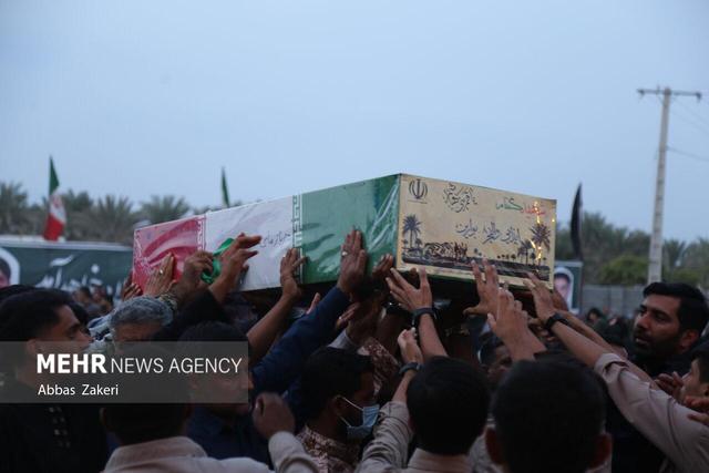 پیکر مطهر شهید گمنام در روستای پالور سیریک تشییع و به خاک سپرده شد