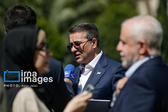 معاون رئیس جمهور: تنظیم گری پرداخت حقوق براساس عملکرد آغاز شده است