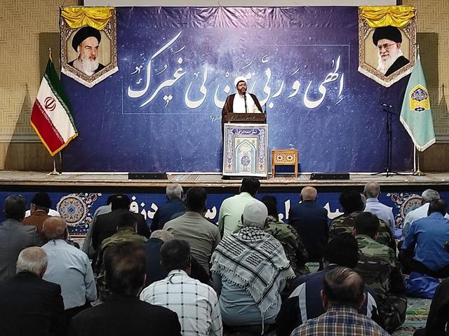 خطیب جمعه دزفول: حقوق‌ها متناسب با تورم افزایش یابد