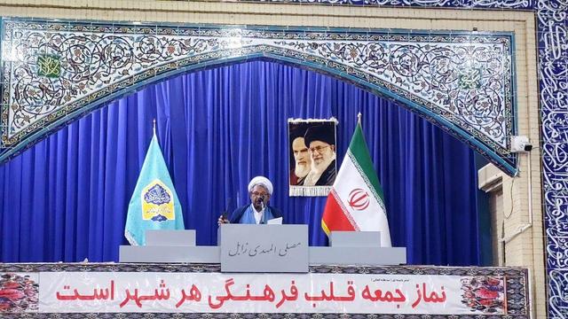 امام جمعه موقت زابل: رسالت دانشجو؛ آگاهی‌بخشی و مسوولیت‌پذیری اجتماعی است