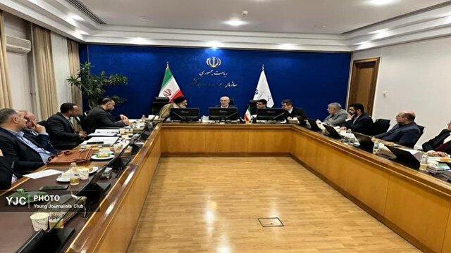 پیگیری جدی اعتبارات پروژه‌های نیمه‌تمام چهارمحال و بختیاری در دیدار مسئولان استان با رئیس سازمان برنامه و بودجه کشور