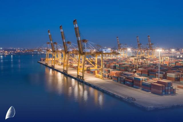 رقابت سرنوشت‌ساز ترانزیت افغانستان؛ چابهار در مقابل کراچی