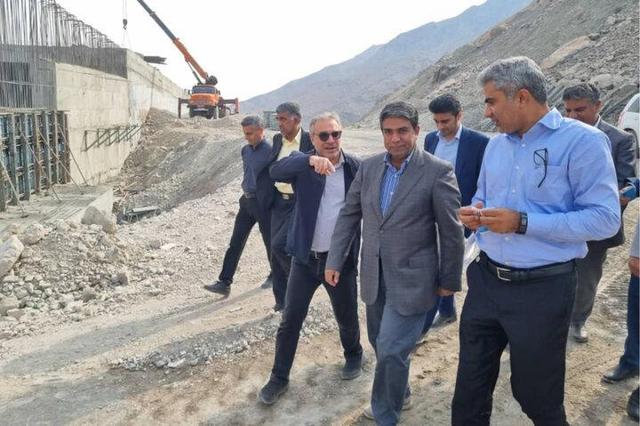 صادقی پور: پروژه ترانشه حاجیآباد ۷۰ درصد پیشرفت دارد