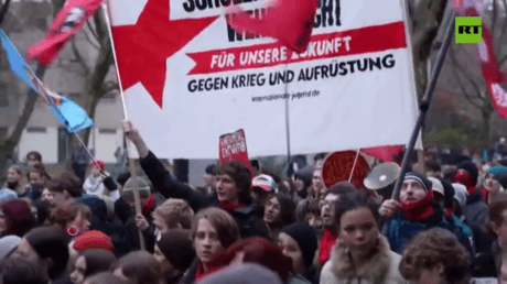 Youth-led protests sweep Germany as Merz moves to revive conscription (VIDEO)