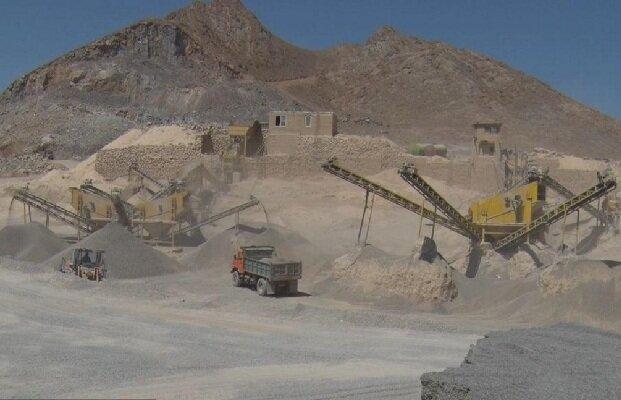 ظرفیت بی نظیر معدنی در اردستان؛ چالش آب و سوخت در برابر رونق معادن