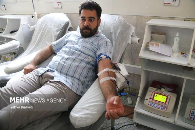 میزان دفعات اهدای خون در سال بین ۳ الی ۴ مرتبه است