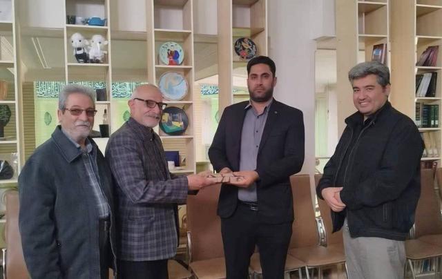 قدردانی رئیس نهاد کتابخانههای عمومی پیشوا از همکاری اداره میراثفرهنگی