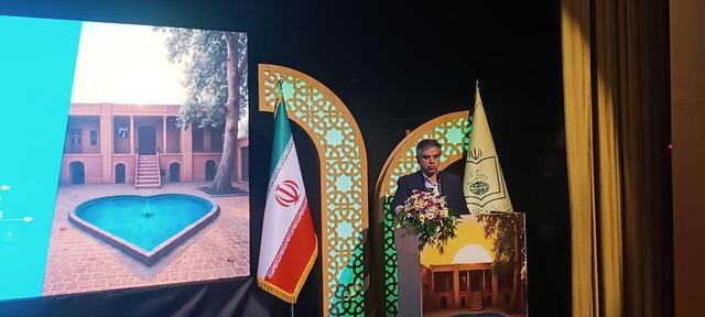 استاندار: نیروی انسانی توانمند مهمترین سرمایه استان مرکزی است