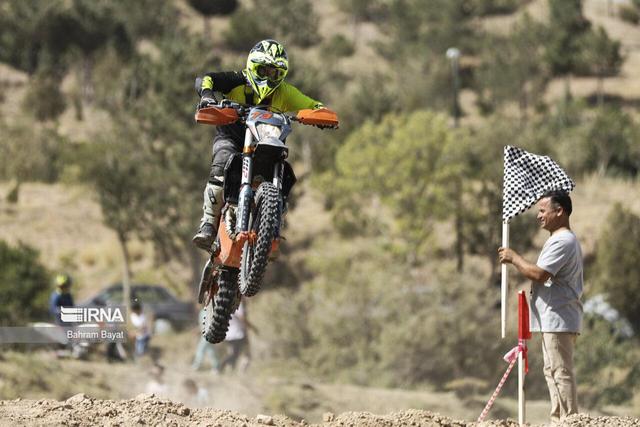 زنجان قهرمان مسابقات موتورکراس کشور شد