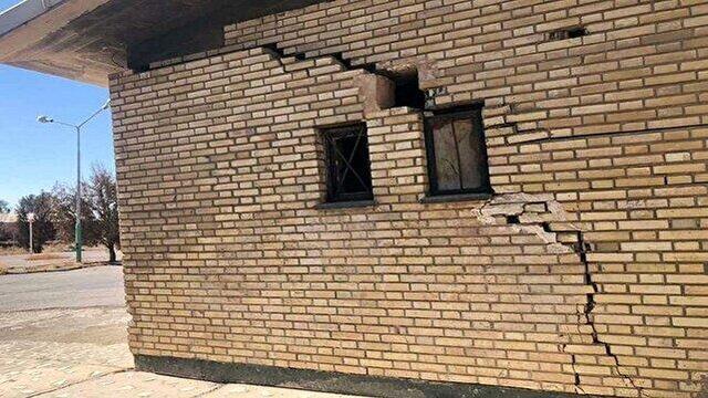 وقتی تغییرات اقلیمی، کلاس‌ها را تهدید می‌کند/ شناسایی تمامی مدارس آسیب‌دیده ناشی از فرونشست زمین در اصفهان