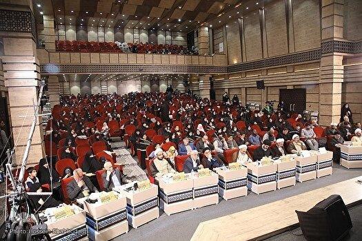 مراسم اختتامیه چهل‌وهشتمین دوره مسابقه‌های معارفی قرآن آغاز شد