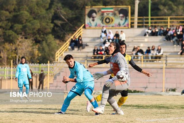 سکوت تصویری دوباره در لیگ بانوان/ رسانه مردانه پشت خط ورزشگاه قدس اصفهان!