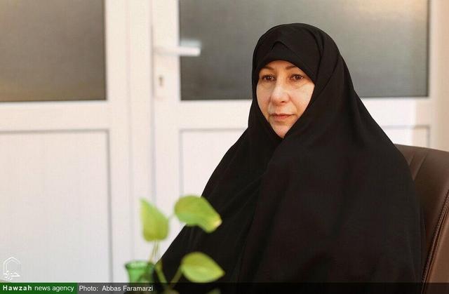 دبیر ستاد زن و خانواده حوزه‌های علمیه: حکمرانی خانواده بدون مرجع واحد مؤثر نیست