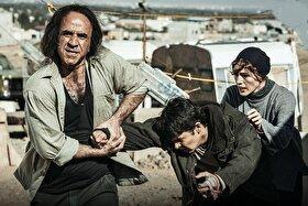 بررسی فیلم «بی سروصدا» با بازی پیمان معادی | روایت قهرمان‌های بازنده