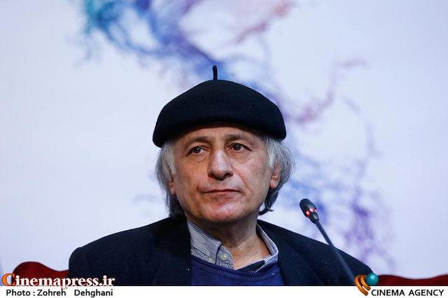 «تماشاگری» که بلیط می‌خرد و در سینما می‌نشیند باید از فیلم «لذت» ببرد/ باید تمام تلاش خودمان را بکنیم که تماشاگر پس از خروج از سالن راه خانه‌اش را هم گم کند