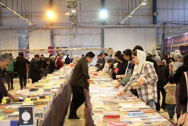 بازدید بیش از ۵ هزار نفر از نمایشگاه پانزدهم/کرمانشاهی‌ها ۱۰ میلیارد ریال کتاب خریدند
