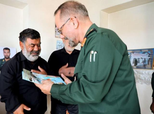 تجلیل از ۲۵ هزار خانواده ایثارگر در آذربایجان‌غربی/ برگزاری بیش از ۲ هزار یادواره شهدا