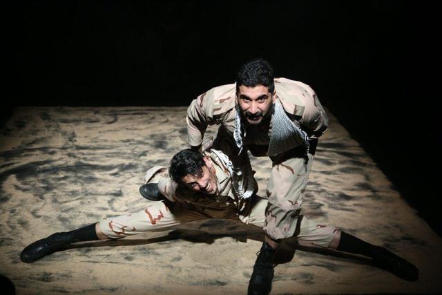 بازیگر تئاتر «دشمن خدا»: تصویری از کمبودهای نوجوانان را به صحنه نمایش آوردیم