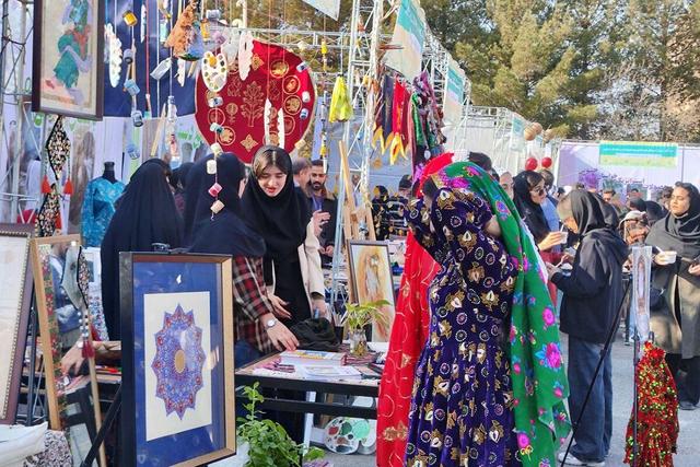 فیلم| جشنواره «شهر من، فرهنگ من؛ زیبایی در تفاوت‌ها» در دانشگاه بیرجند