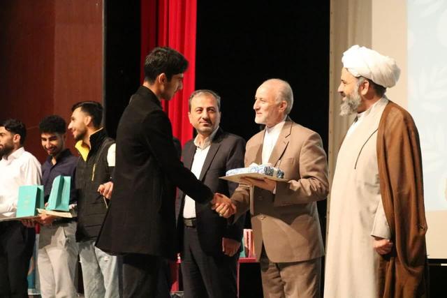 گرامیداشت روز دانشجو در دانشگاه ملی مهارت قم برگزار شد