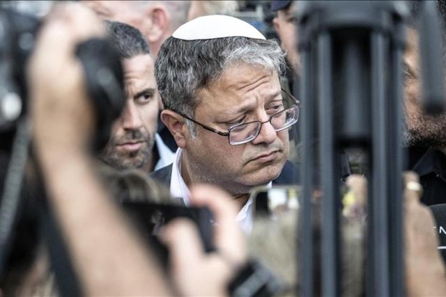 بنگویر با نماد اعدام وارد کنست شد