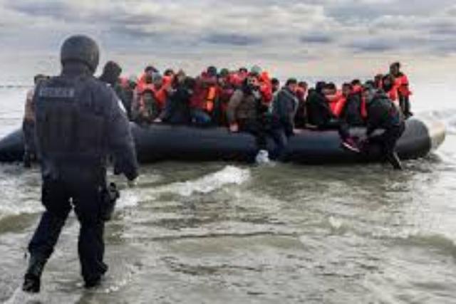 اتحادیه اروپا استراتژی جدید بازگرداندن پناهجویان را تصویب کرد