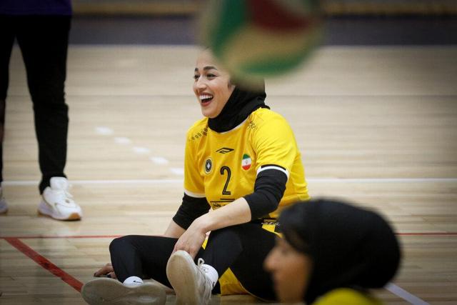 بازیکن تیم ملی والیبال‌نشسته بانوان: سپاهان شناسنامه من است/ به‌دنبال توسعه والیبال‌نشسته در ایران هستیم