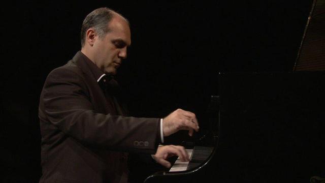 ۲ آهنگ جدید بشنوید