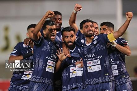 یزدی‌ها غول نیمه دوم/ از جولان چادرملو در جمع بالانشینان تا خط و نشان برای مدعیان