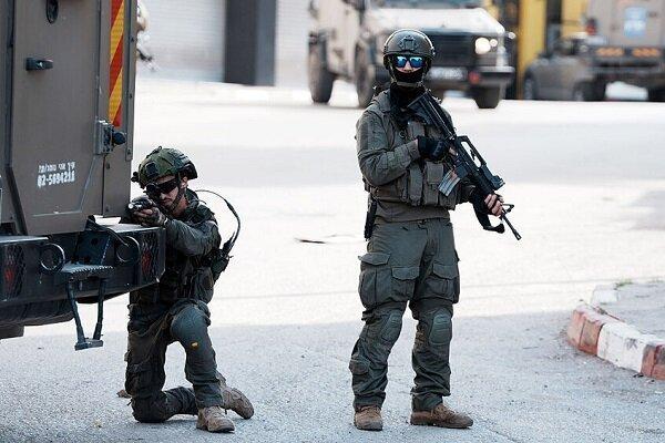 مجروح شدن ۲ دو جوان فلسطینی به دست اشغالگران در شمال قدس اشغالی