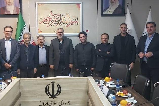 صنعت نشر توان تحمل فشار مالیاتی را ندارد