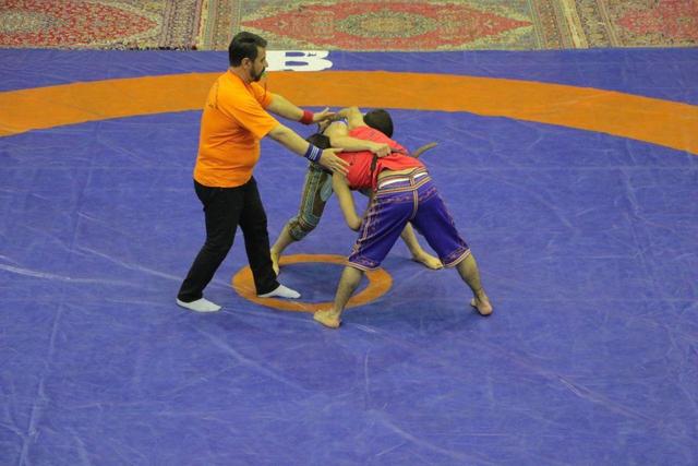 خوی قهرمان سومین دوره مسابقات کشوری کشتی آشیرما شد