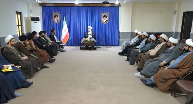 امام جمعه بوشهر: روحانیت برای حفظ نسل آینده باید در خط مقدم جهاد فرهنگی باشد