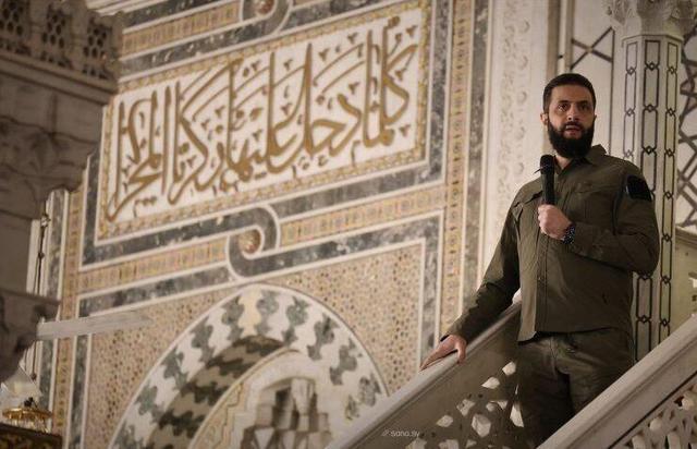 جولانی: سوریه را دوباره قدرتمند خواهیم کرد